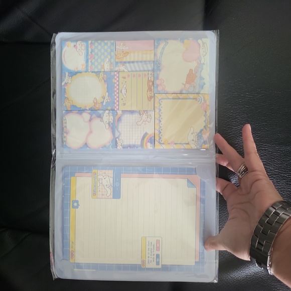 Sanrio Sticky Note Set-330 Sheets NIP BUYERS CHOICE - Picture 7 of 11